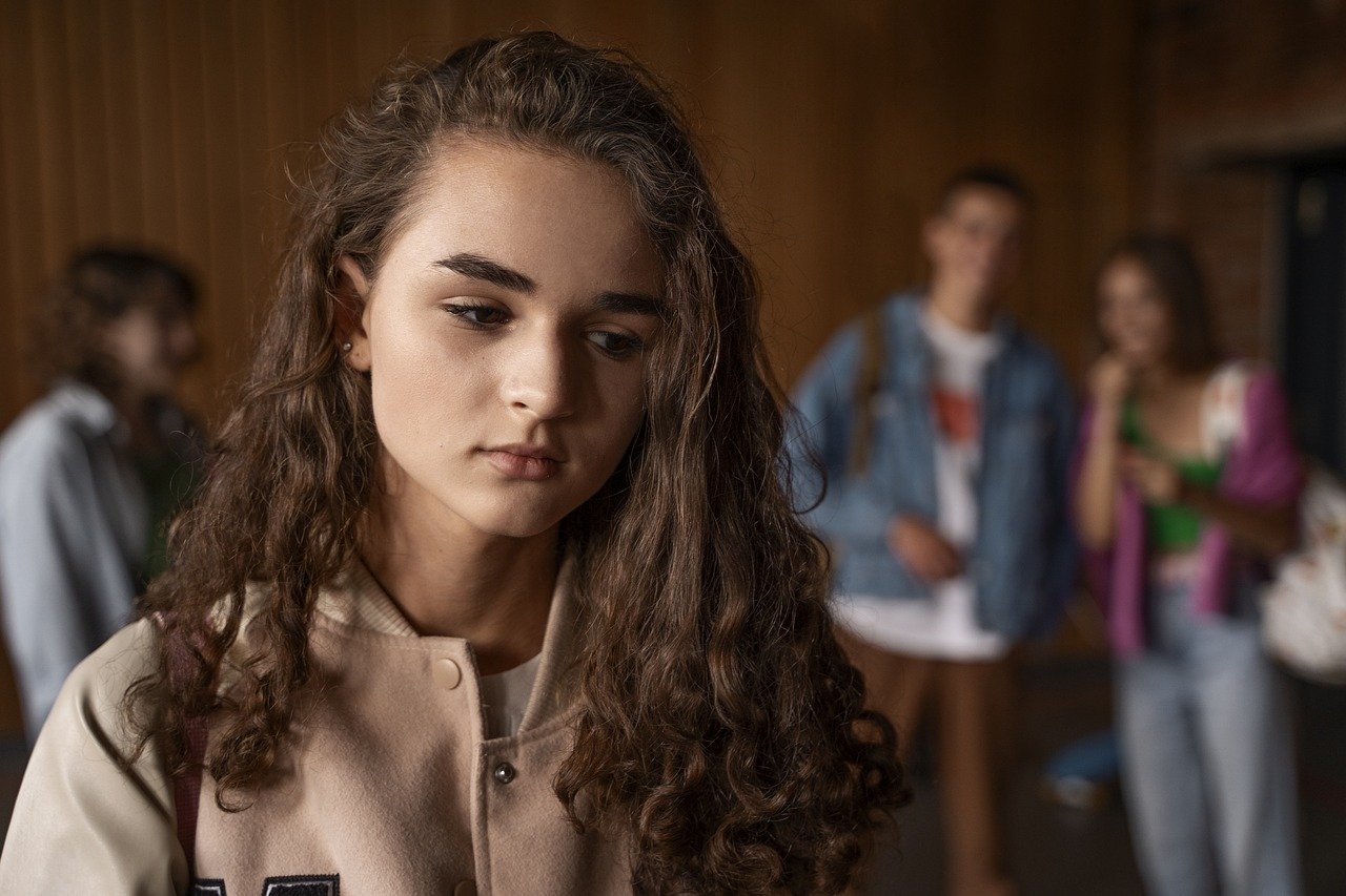 teenage-8181593_1280